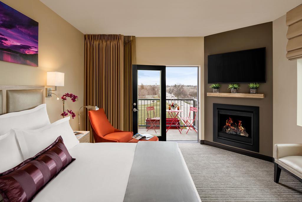 Hotel At 500 Capitol